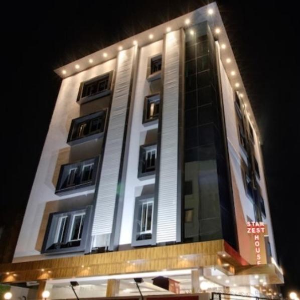 Hotel Star Zest House Ναγκπούρ Εξωτερικό φωτογραφία